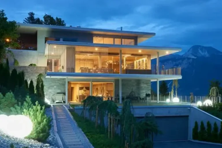 Aluminium and Glass Facade