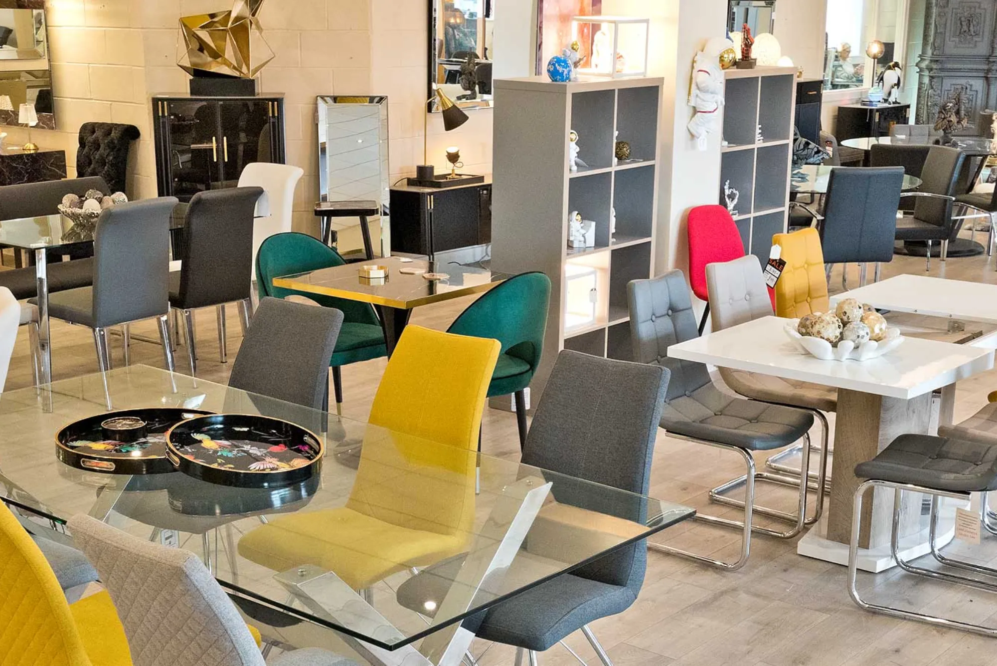 Can I pay in installments for cafe chairs wholesale orders?